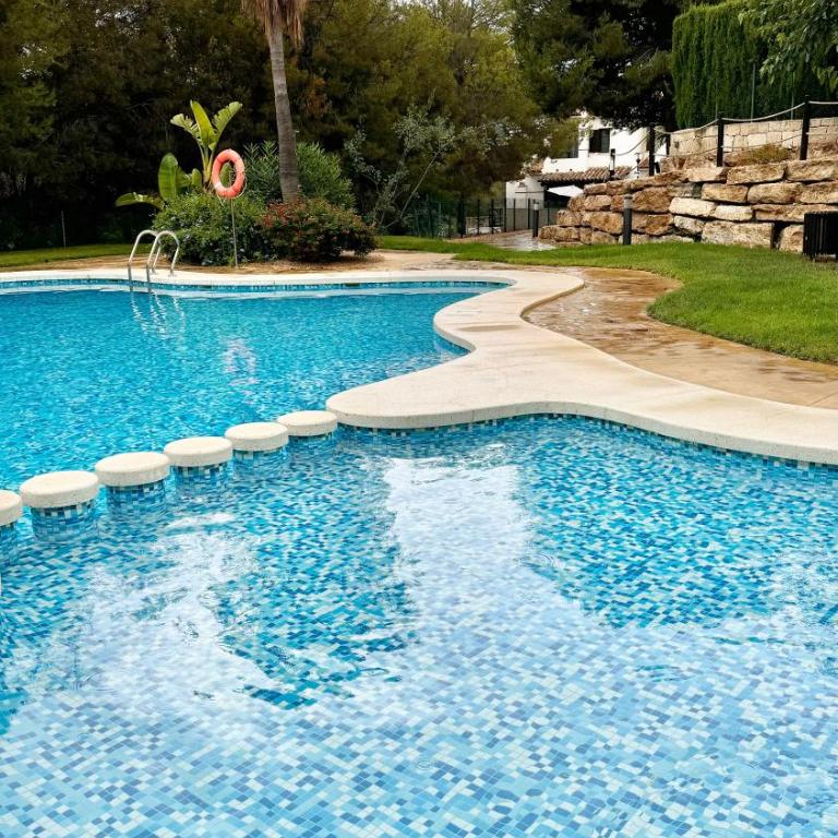 PRIVATE HOUSE with ZEN GARDEN and COMMUNITY POOL - Casa de 3 dormitorios - 57