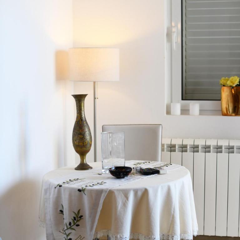 Vila Lux Tamara - Apartman sa 1 Spavaćom Sobom i Pogledom - 20