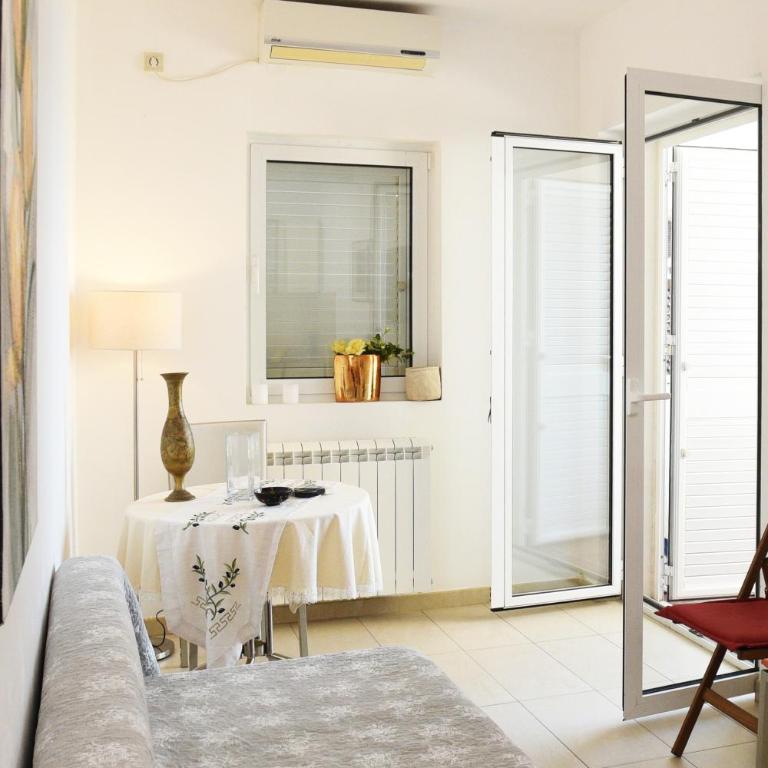 Vila Lux Tamara - Apartman sa 1 Spavaćom Sobom i Pogledom - 25