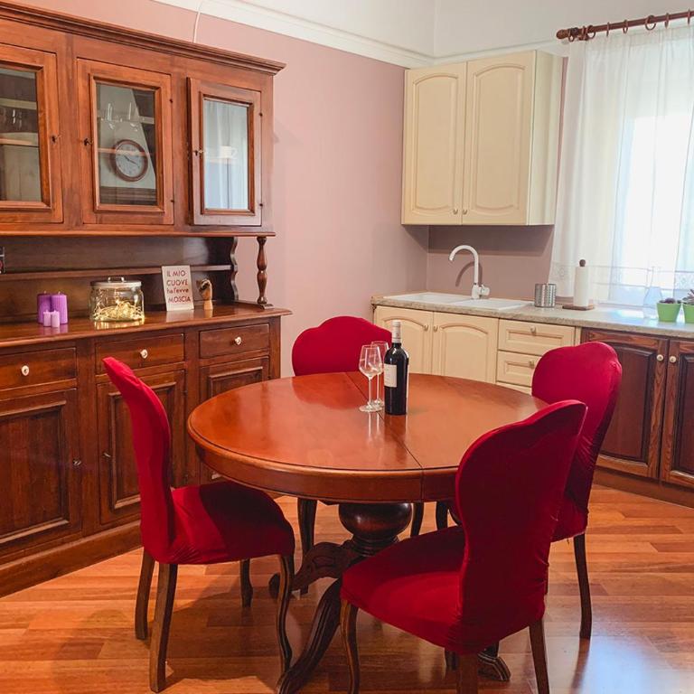 Luminoso a due passi da Piazza Bologna - Three-Bedroom Apartment - 12