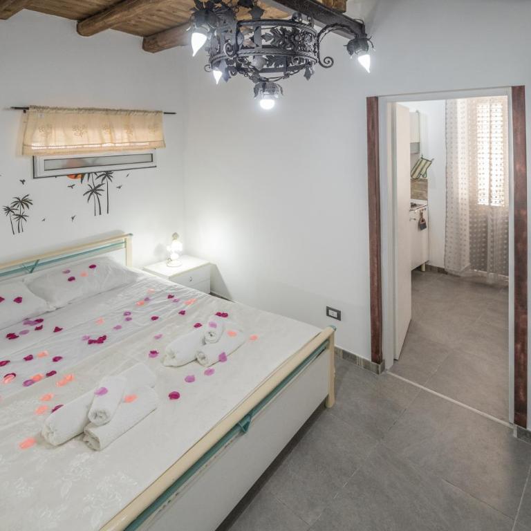 La casa di Schiu Schiu - Double Room with Private Bathroom - 10