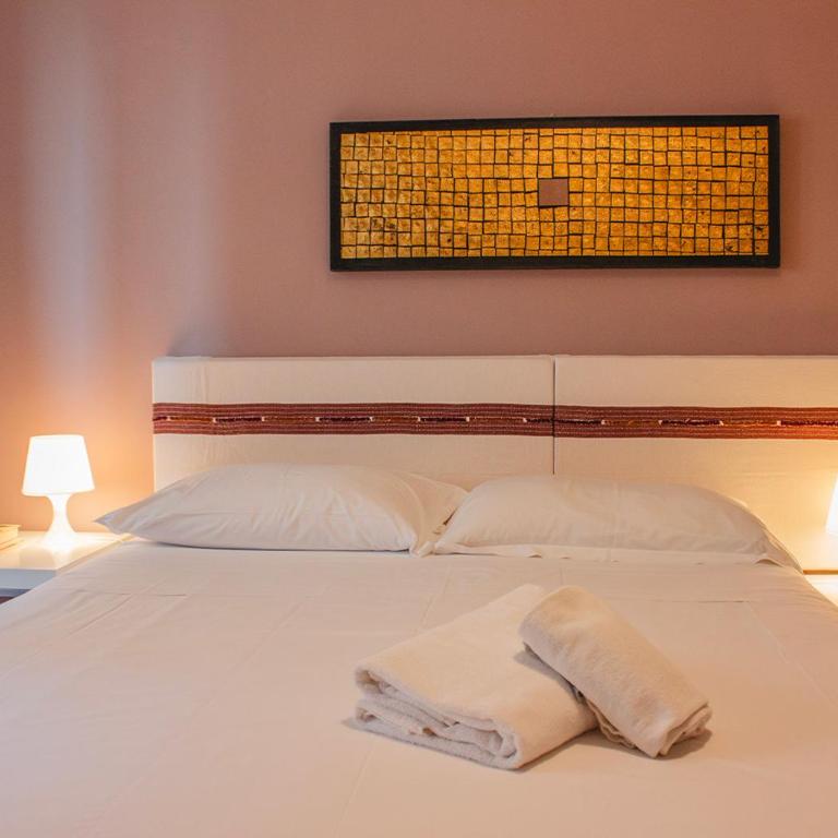 Luminoso a due passi da Piazza Bologna - Three-Bedroom Apartment - 2