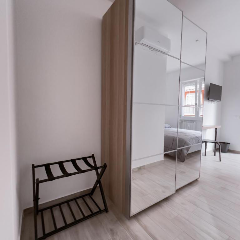 Roma Flora's Apartment - One-Bedroom Apartment - 16
