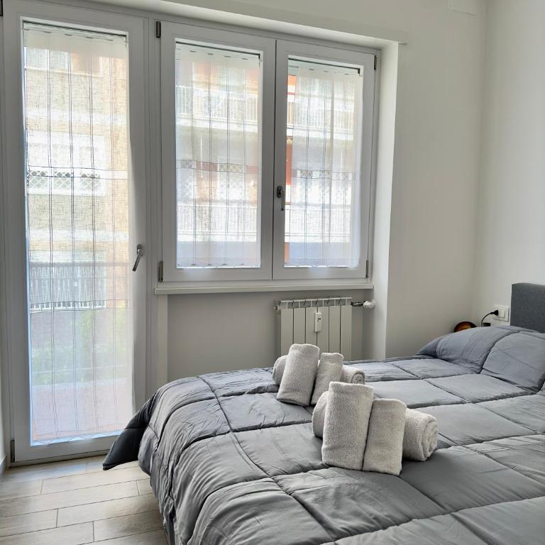 Roma Flora's Apartment - One-Bedroom Apartment - 23