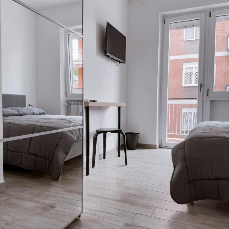 Roma Flora's Apartment - One-Bedroom Apartment - 26