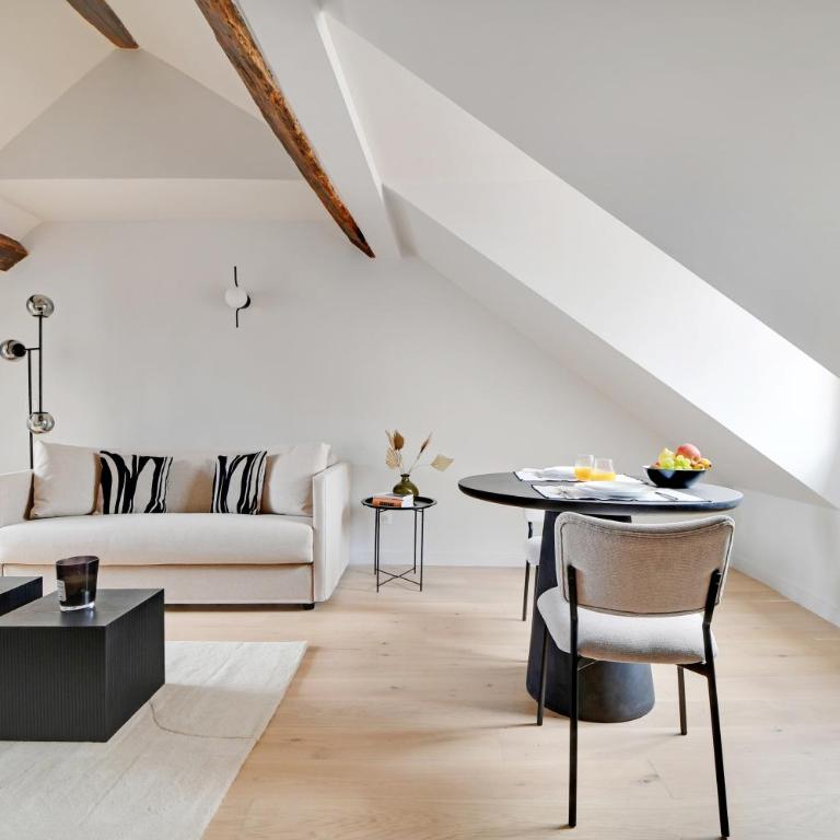 Sereners - Rue Saint Denis - Studio - 2