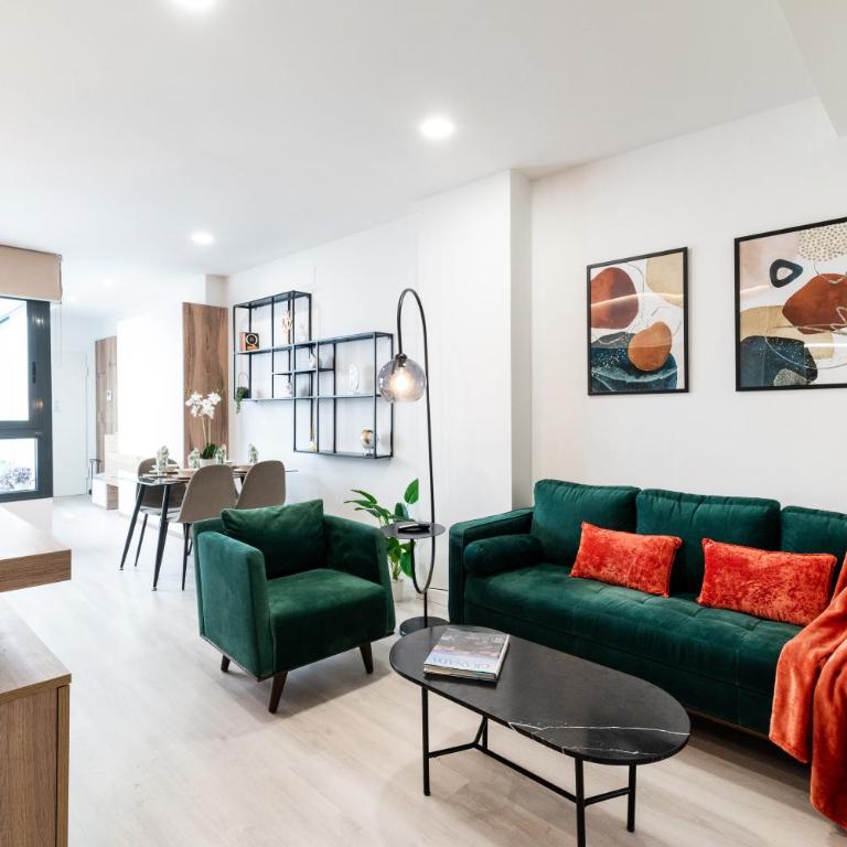 Wekey Homes, Ángel Deluxe Apartment with Parking - Two-Bedroom Apartment - 7
