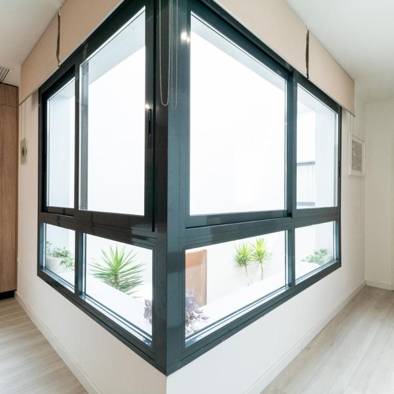 Wekey Homes, Ángel Deluxe Apartment with Parking - Two-Bedroom Apartment - 62