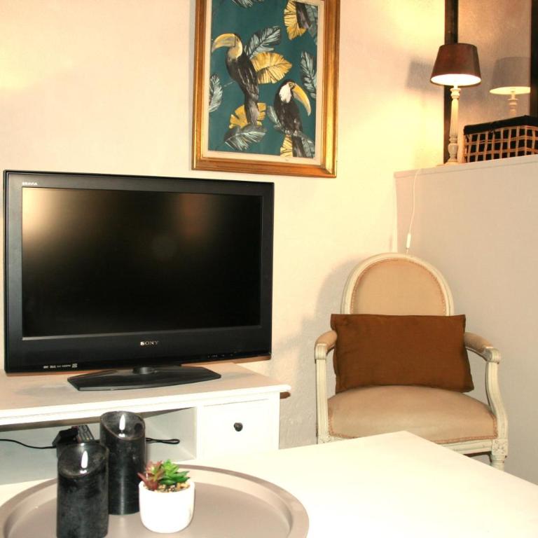 Appartement EMMA Quartier historique à 400m de la mer - Apartamento de 1 dormitorio - 4