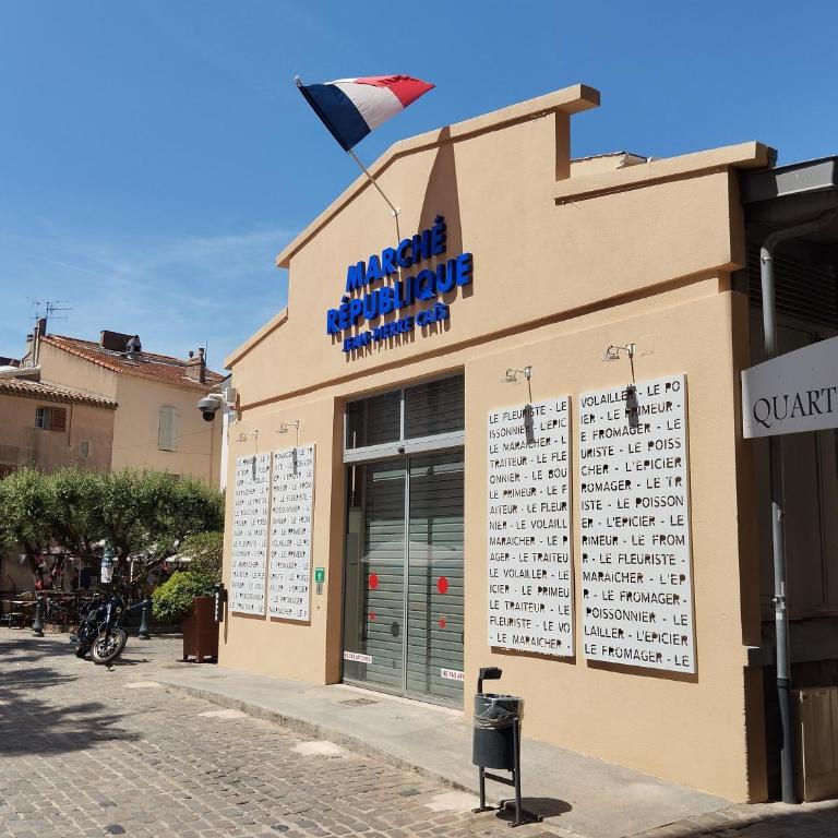 Appartement EMMA Quartier historique à 400m de la mer - Apartamento de 1 dormitorio - 48