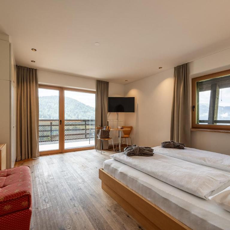Hotel Rommisa - Camera Matrimoniale con Vista Montagna - 5