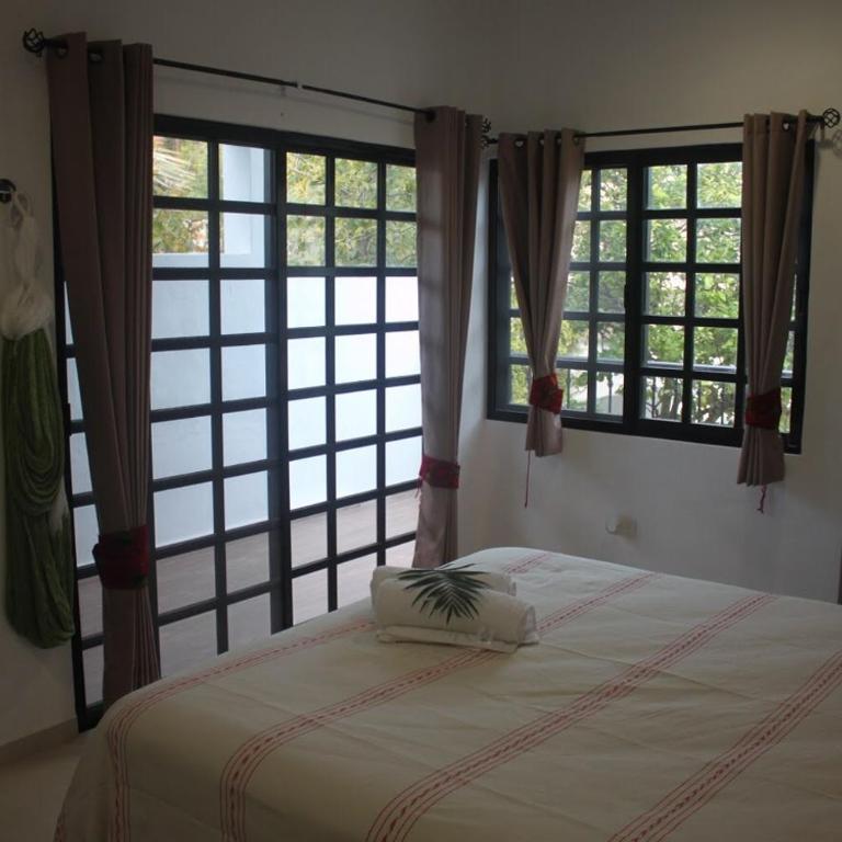 Great location with all you need safe & beautiful - Two-Bedroom House - 25