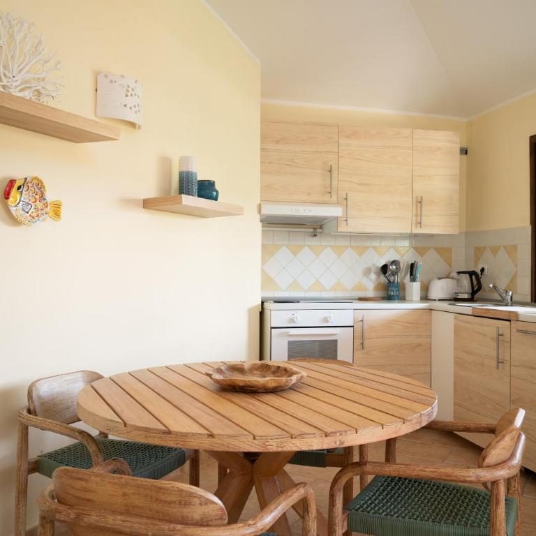 Villaggio Perlacea - Your House in Sardinia - Appartamento con 2 Camere da Letto, Giardino e Vista Mare - 11