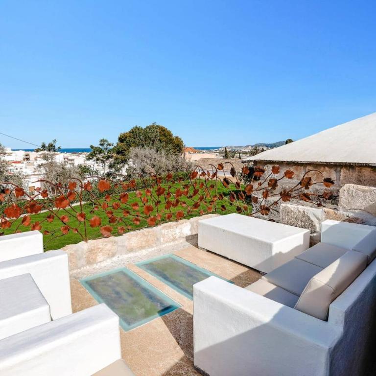 Villa Goldensol by Villa Plus - Villa - 18