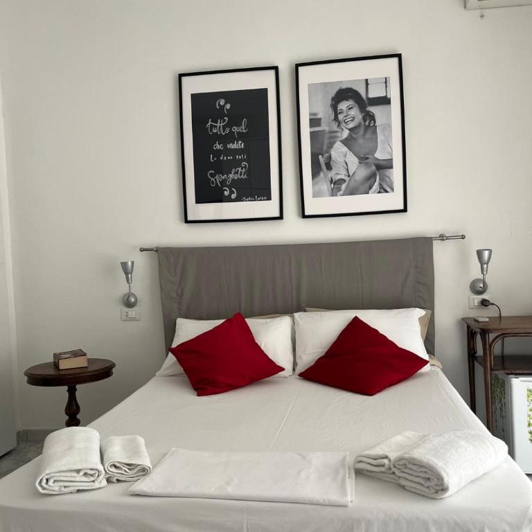 Bed and Breakfast Sofia - Camera Tripla con Bagno Privato - 3