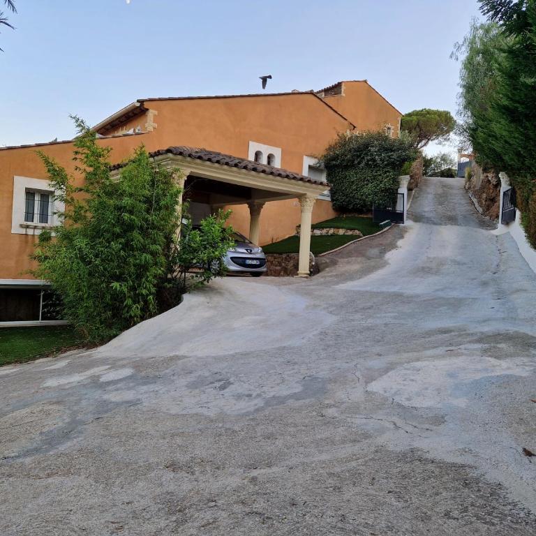 Villa Sambracitaine - Villa 4 Chambres avec Piscine Privée - 34