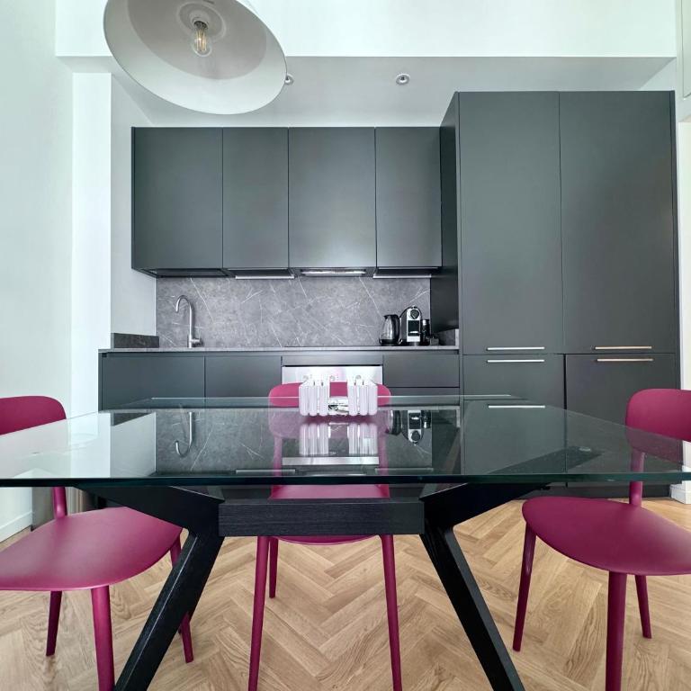 Cute and Central Duomo Apartment - Red - Appartamento con 1 Camera da Letto - 1