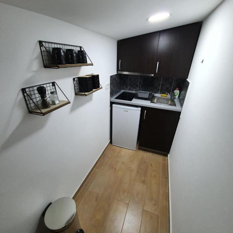 Apartment in Dobra Voda - One-Bedroom Apartment - 2