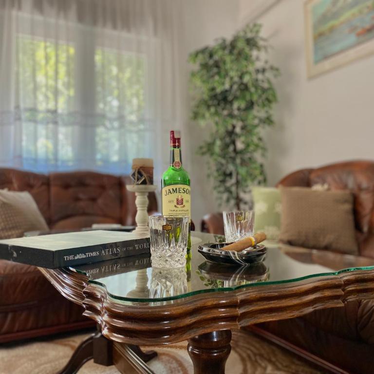 Vintage Apartment - Apartman sa 2 Spavaće Sobe - 1