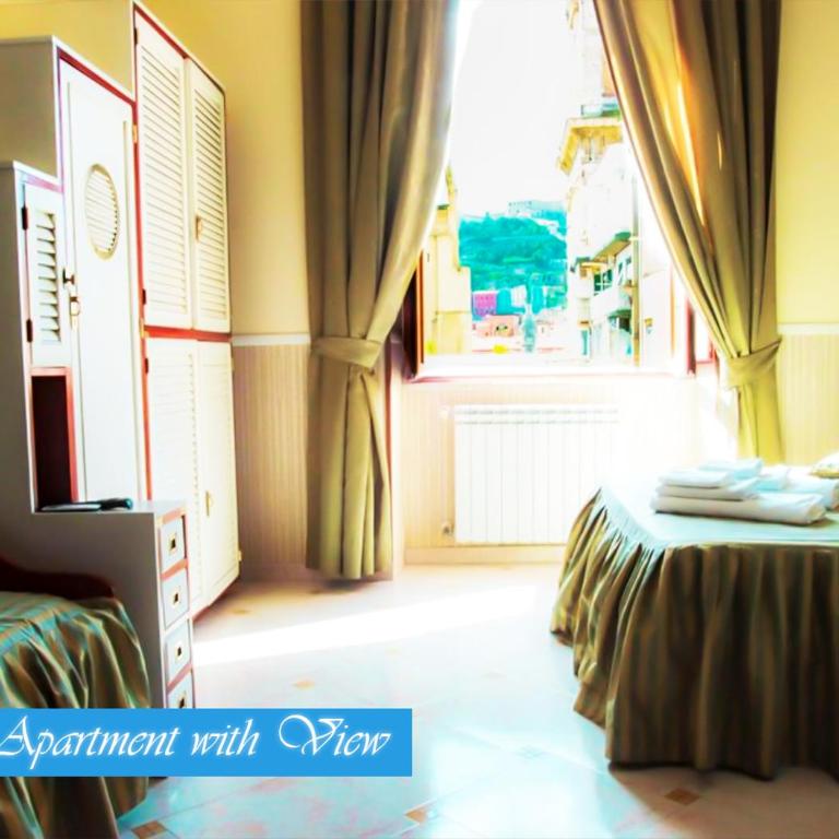 Bed & Breakfast Medea - Deluxe Family Room - 5