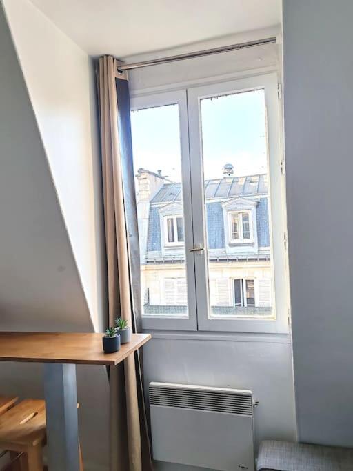 Le Perchoir - 2 pièces - Central Paris République - Lumineux - Appartement 1 Chambre - 7