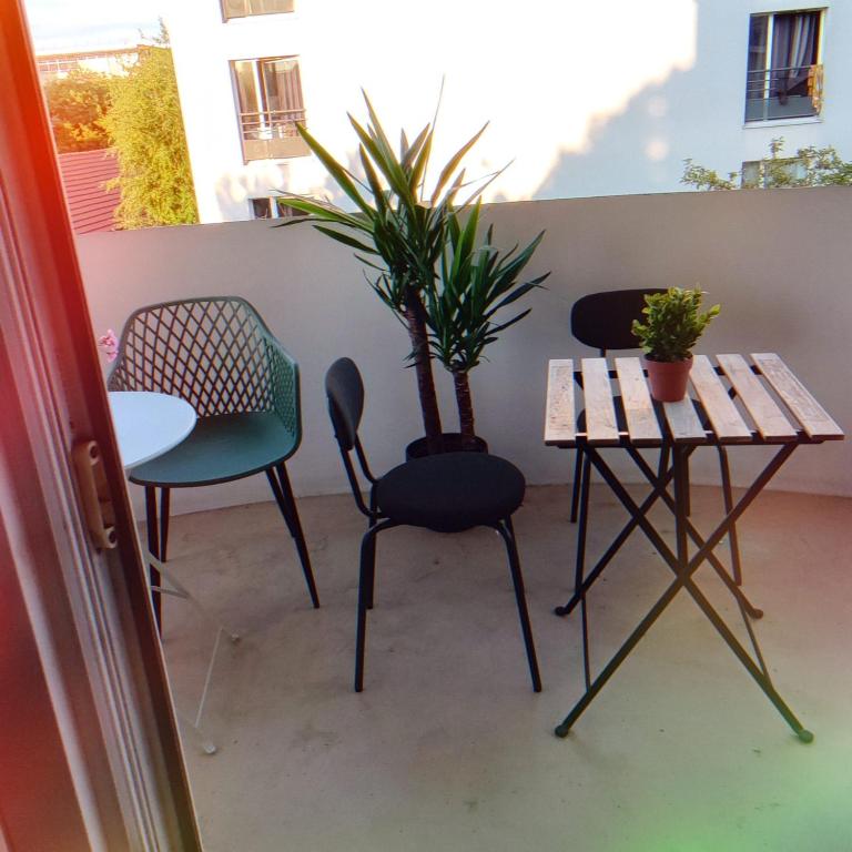 Lush Fresh Home in Paris near Stade de France - Appartement 2 Chambres - 15