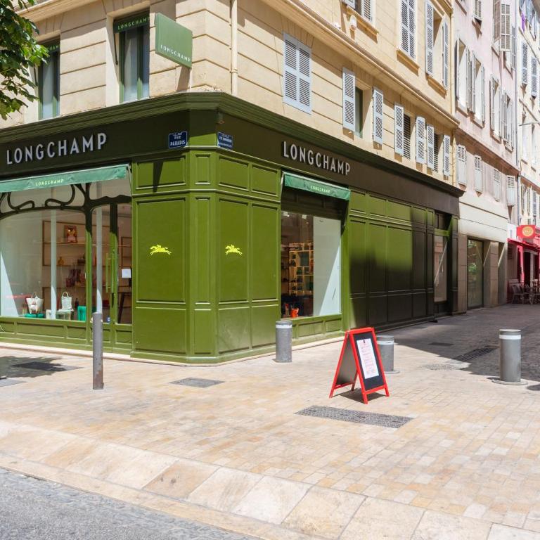Suite avec baignoire Balnéo à 4min à pied du Vieux-Port - Appartement 1 Chambre - 15