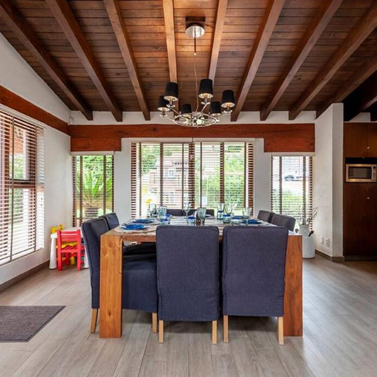Incredible Property with Huge Garden and Pool! - Casa de 3 dormitorios - 13