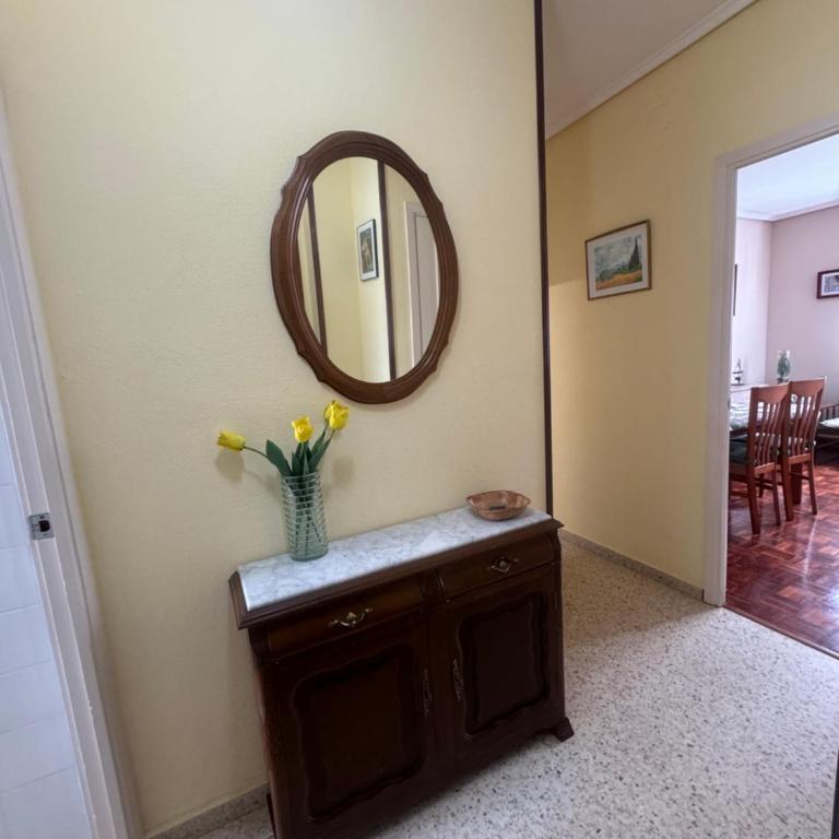 APARTAMENTO EN LLANES con plaza de garaje cubierta - Two-Bedroom Apartment - 2