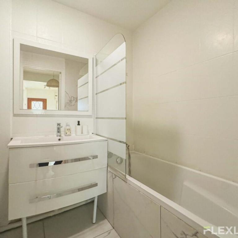 Flexliving - whole flat - Banquier - Appartement - 44