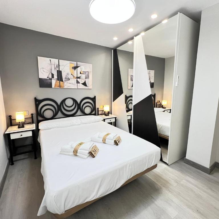 PUSHE Granada Triunfo Art & Culture - Apartment - 9