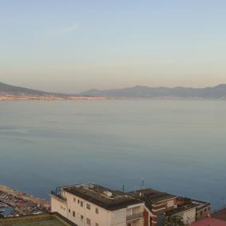 Napoli Stadio app - 3 camere - 2 bagni - Metro - Free Park - Three-Bedroom Apartment with Balcony - 34