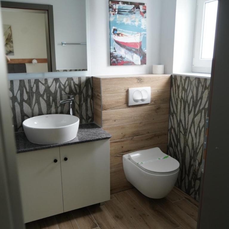 Swiss Apartmani - Dvokrevetna Soba sa Bračnim Krevetom - 4