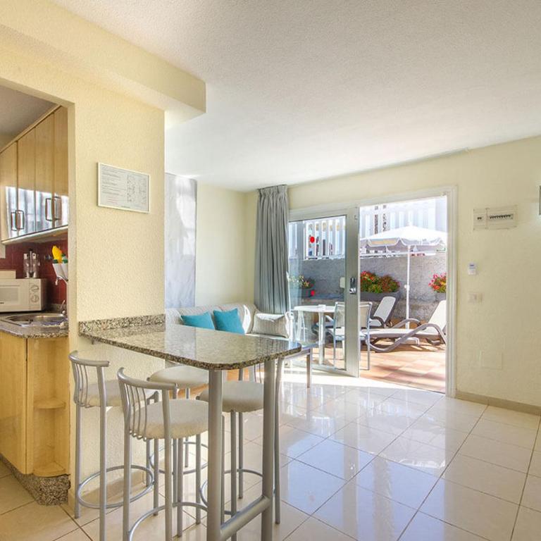Apartamentos Cocoteros - Apartamento Estándar - 4