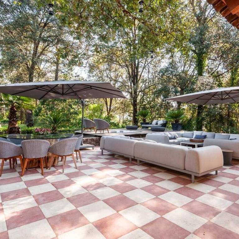 Spectacular House with Jacuzzi and Huge Garden - Casa de 4 dormitorios - 3