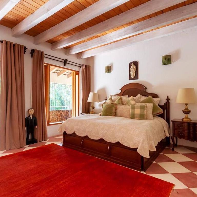 Spectacular House with Jacuzzi and Huge Garden - Casa de 4 dormitorios - 10