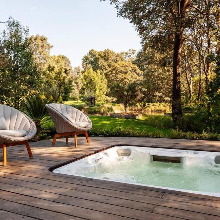 Spectacular House with Jacuzzi and Huge Garden - Casa de 4 dormitorios - 26