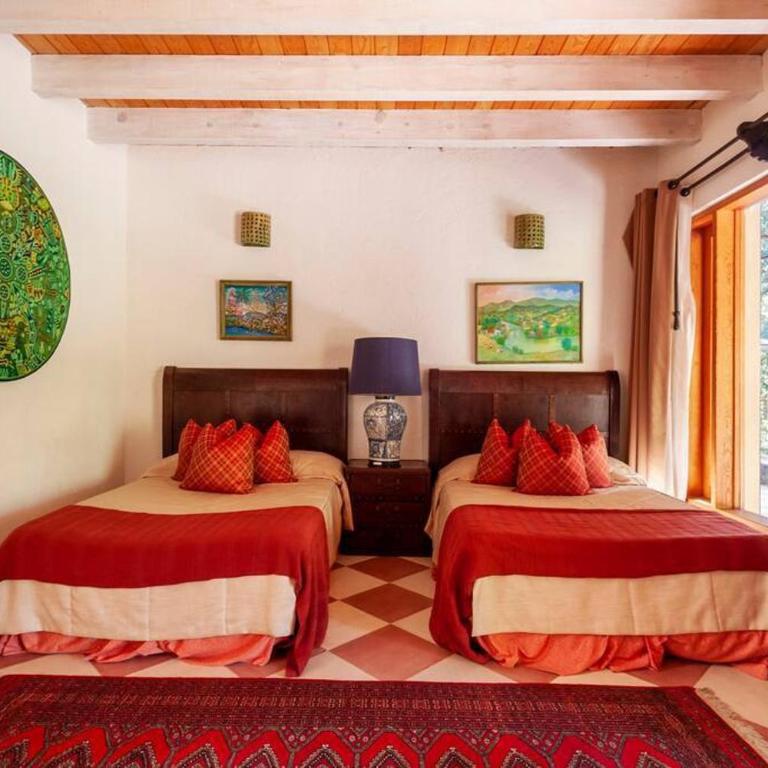 Spectacular House with Jacuzzi and Huge Garden - Casa de 4 dormitorios - 41