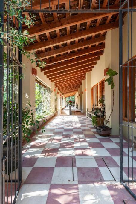 Spectacular House with Jacuzzi and Huge Garden - Casa de 4 dormitorios - 59