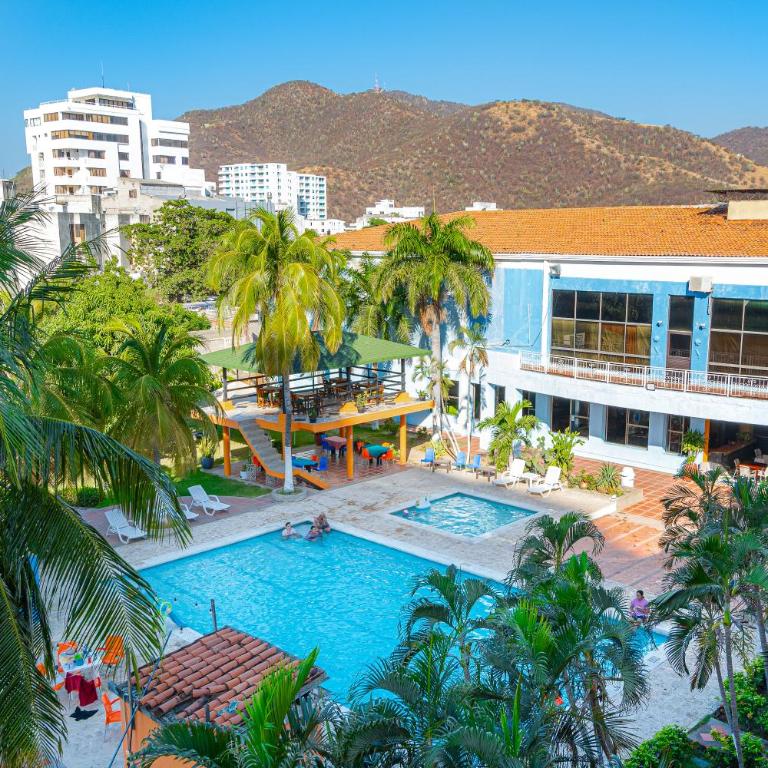 Hotel Palmarena Plaza Rodadero - Standard Quadruple Room - 1