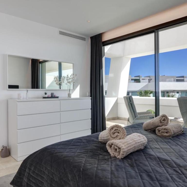 Exclusive sea view townhouse with private plunge pool in La Valvega, La Cala de Mijas - Apartamento de 3 dormitorios - 7