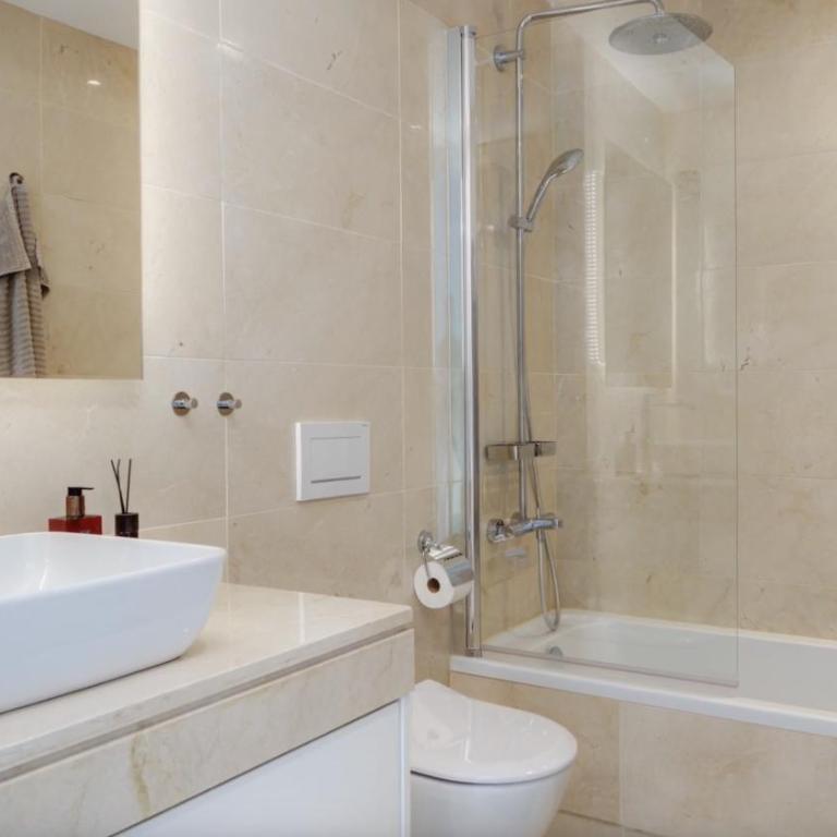 Exclusive sea view townhouse with private plunge pool in La Valvega, La Cala de Mijas - Apartamento de 3 dormitorios - 12