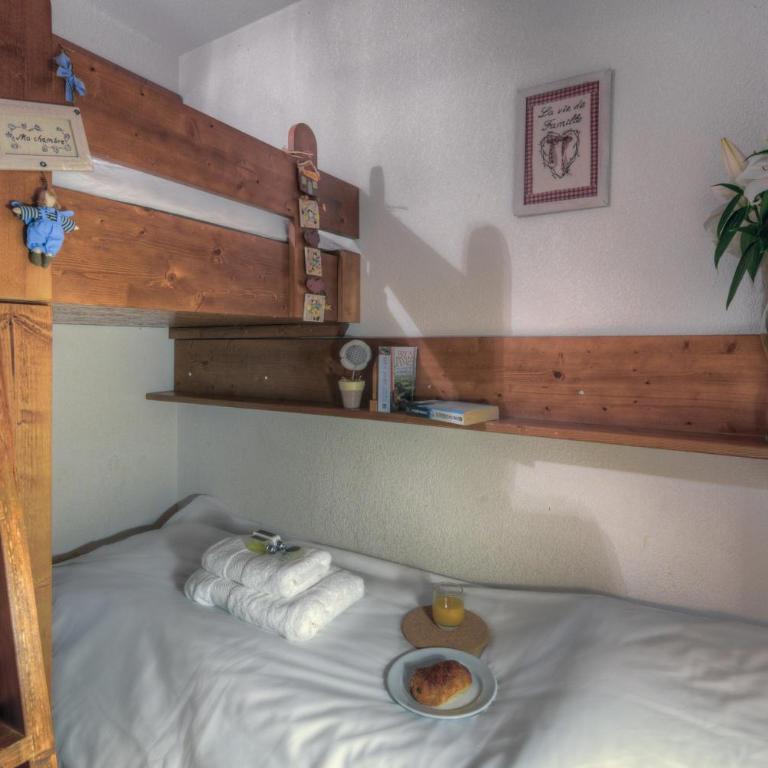 Apt Bellachat 10 for 4 with Pool & 120m to lift - Happy Rentals - Appartement avec Balcon - 17
