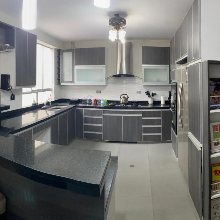 San Miguel Apartment -Lima - Three-Bedroom Apartment - 13