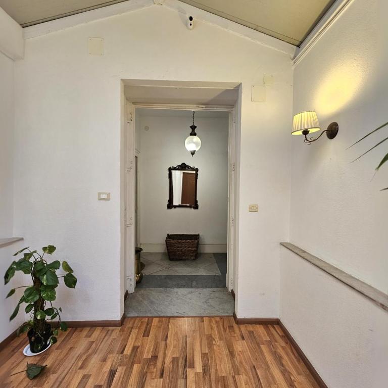 Cutelli House Central 100mq - One-Bedroom Apartment - 33
