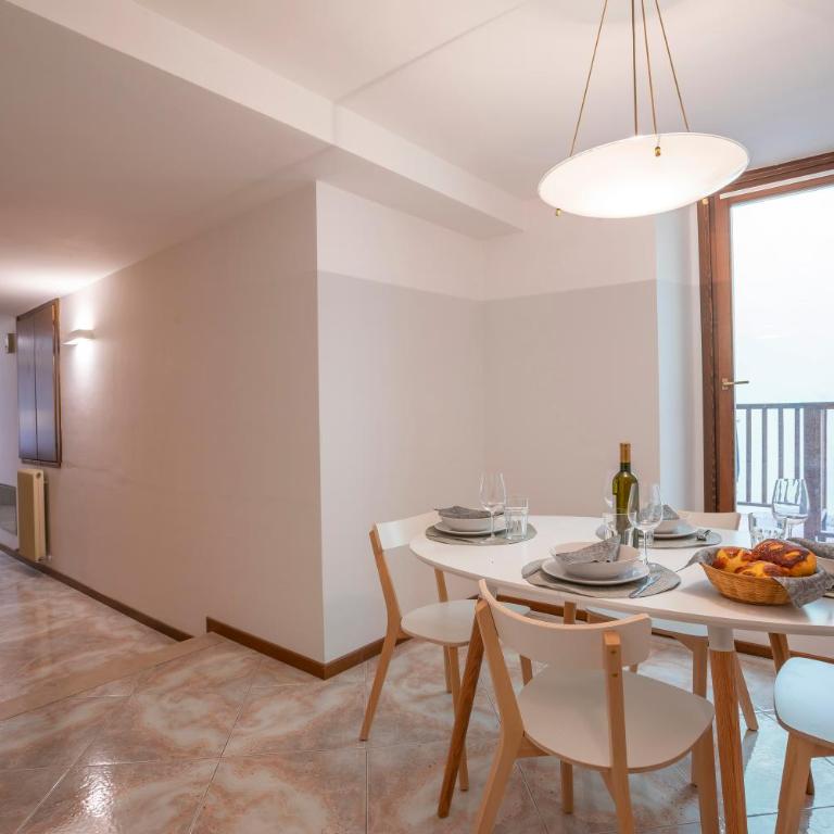 Cozy Apartment In The Heart Of Riva - Happy Rentals - Appartamento con 2 Camere da Letto - 14