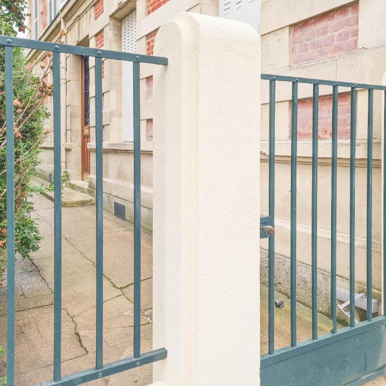 Eiffel Tower & Invalides - Cosy Quiet Appartement - Appartement-Studio avec 1 Lit Double - 13