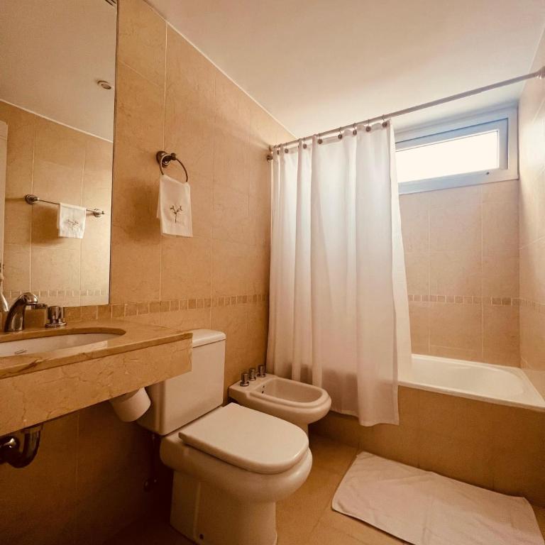 Moderno y amplio departamento en torre de lujo sobre la calle Cabello - Apartamento de 1 dormitorio - 12