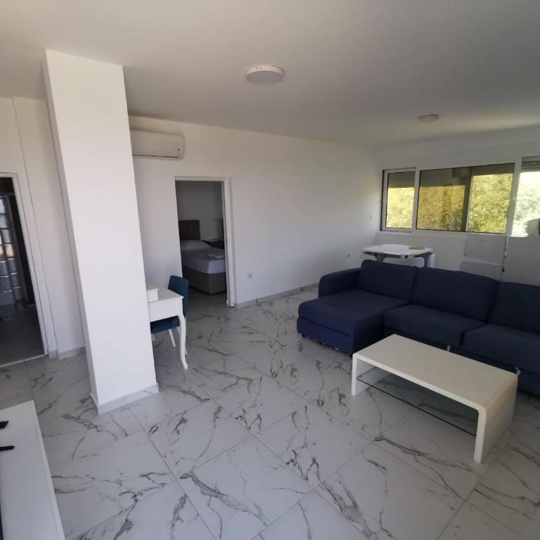 Apartments Bibic - Apartment with Sea View - 4