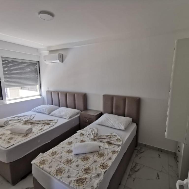 Apartments Bibic - Apartment with Sea View - 1